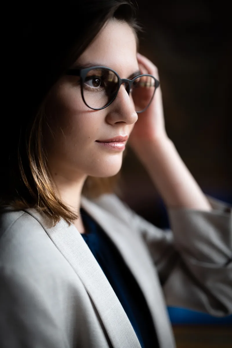 OPTISWISS: Business-Look